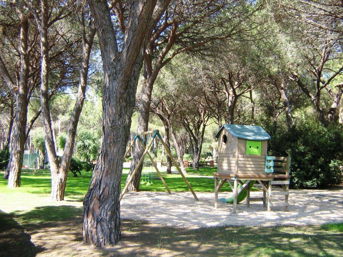 Baia Delle Palme Beach Санта Маргерита ди Пула Екстериор снимка